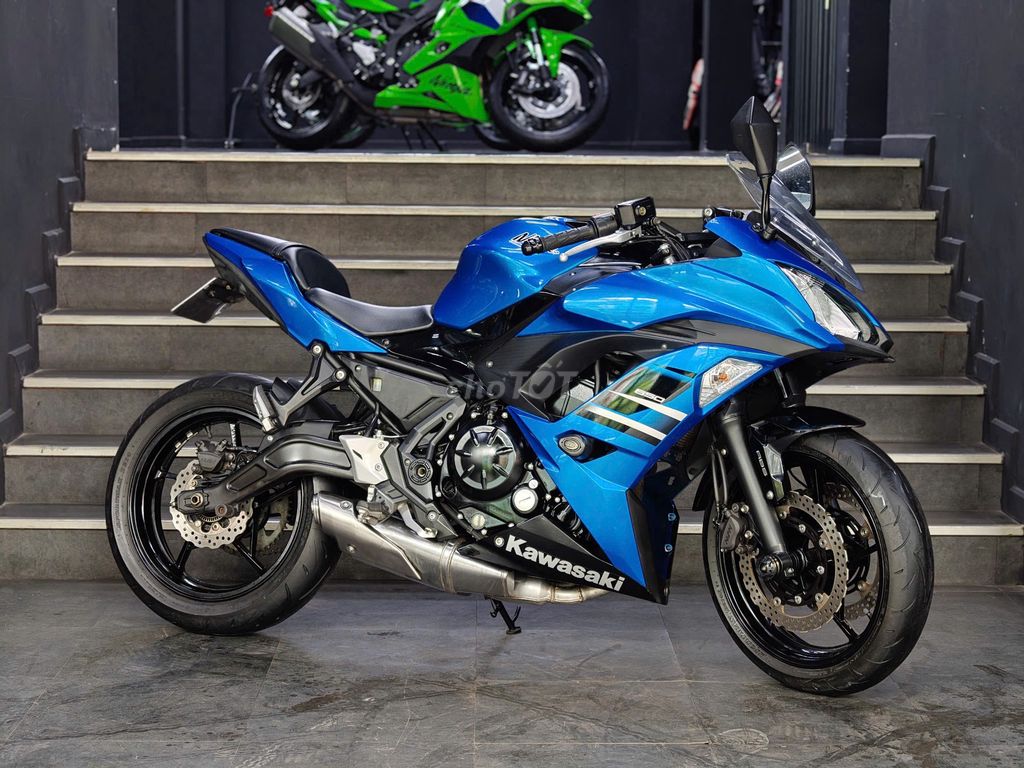 Kawasaki Ninja 2019 - ảnh 1