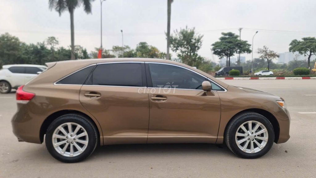 Toyota Venza 2009 - ảnh 2