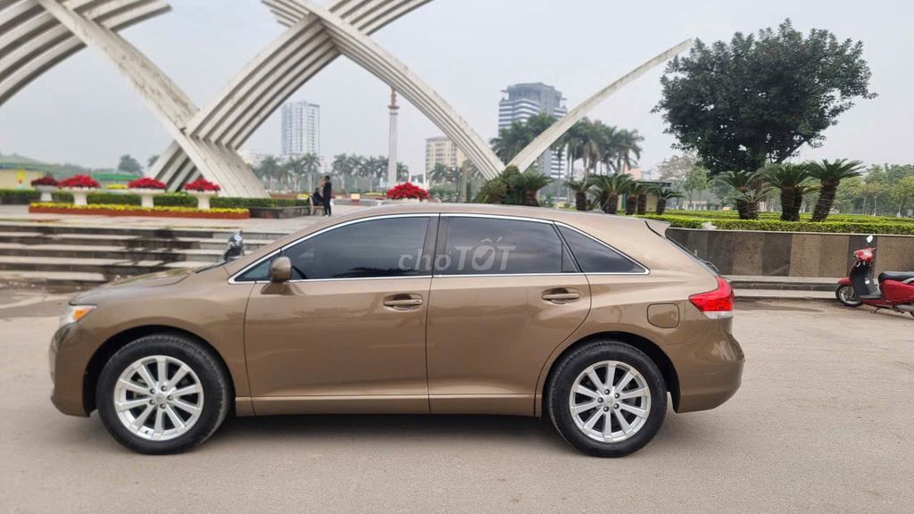 Toyota Venza 2009 - ảnh 3