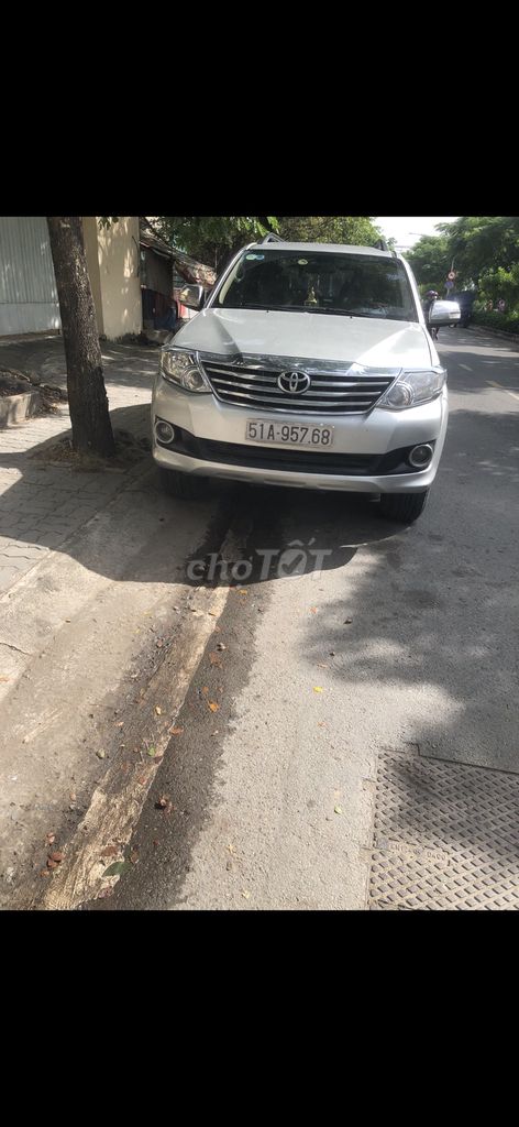 Toyota Fortuner 2014 - ảnh 1