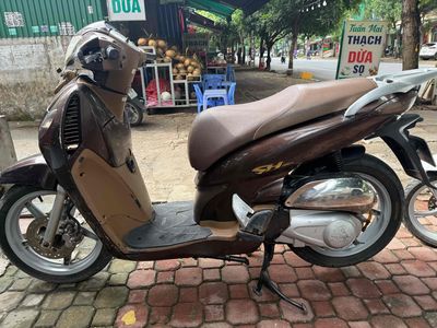 Honda SH 2005 - ảnh 1