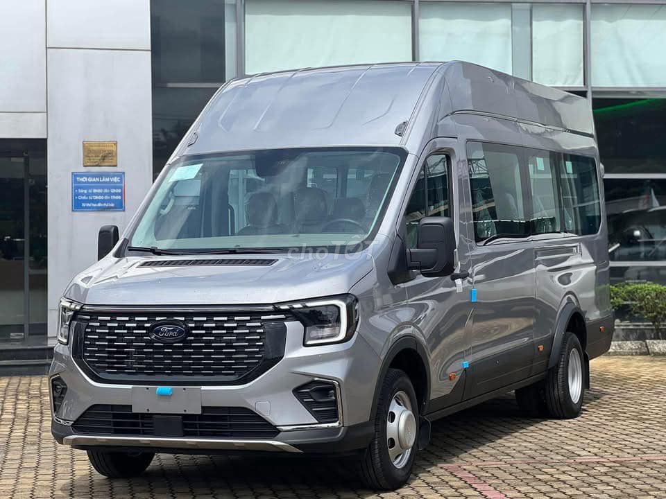 Ford Transit 2025 - ảnh 1