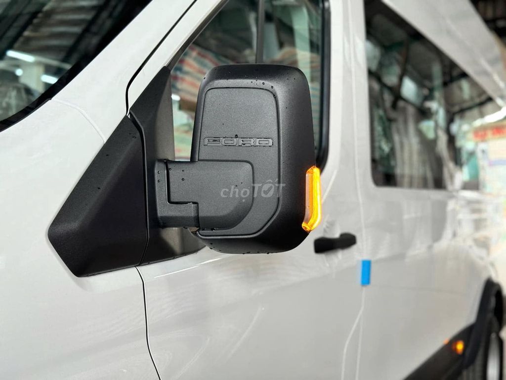 Ford Transit 2025 - ảnh 4