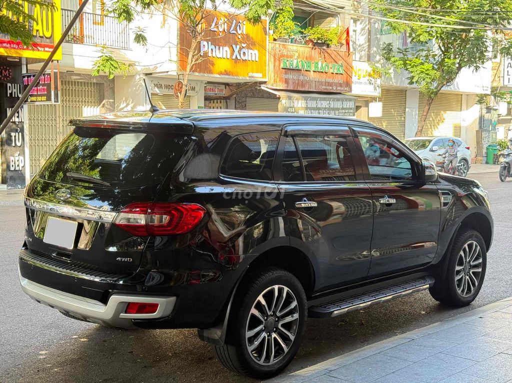 Ford Everest - ảnh 5