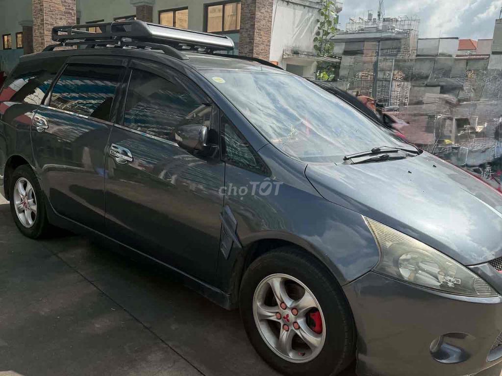 Mitsubishi Grandis 2005 - ảnh 2