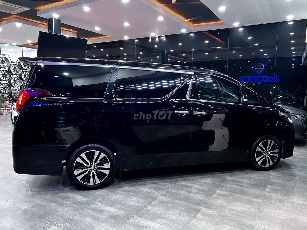 Toyota Alphard 2021 - ảnh 4