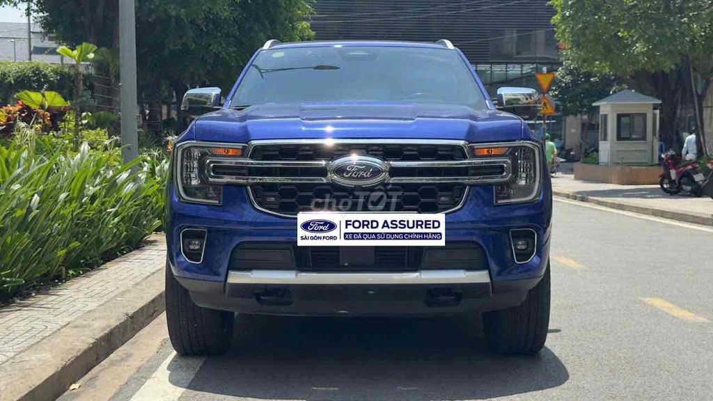 Ford Everest 2023 - ảnh 1
