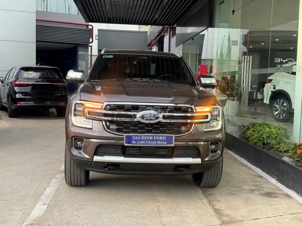 Ford Everest 2022 - ảnh 2
