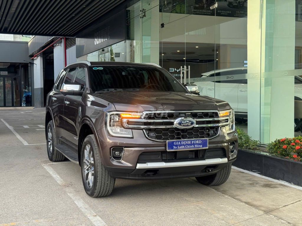 Ford Everest 2022 - ảnh 3