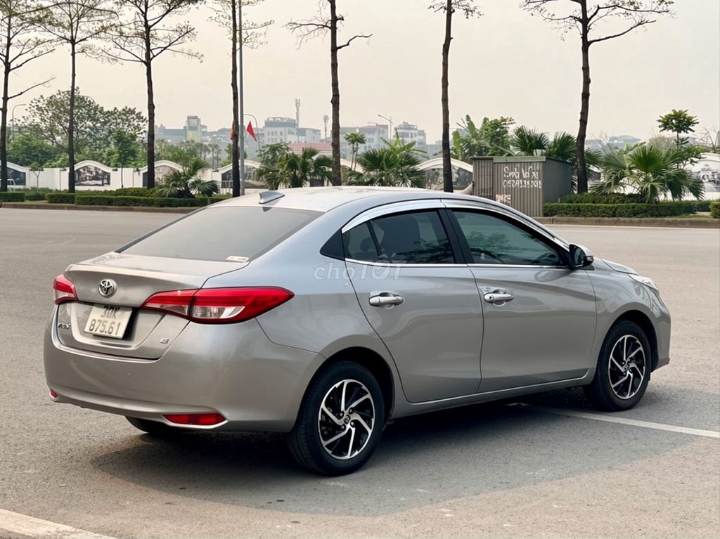 Toyota Vios E CVT 2022 - ảnh 4
