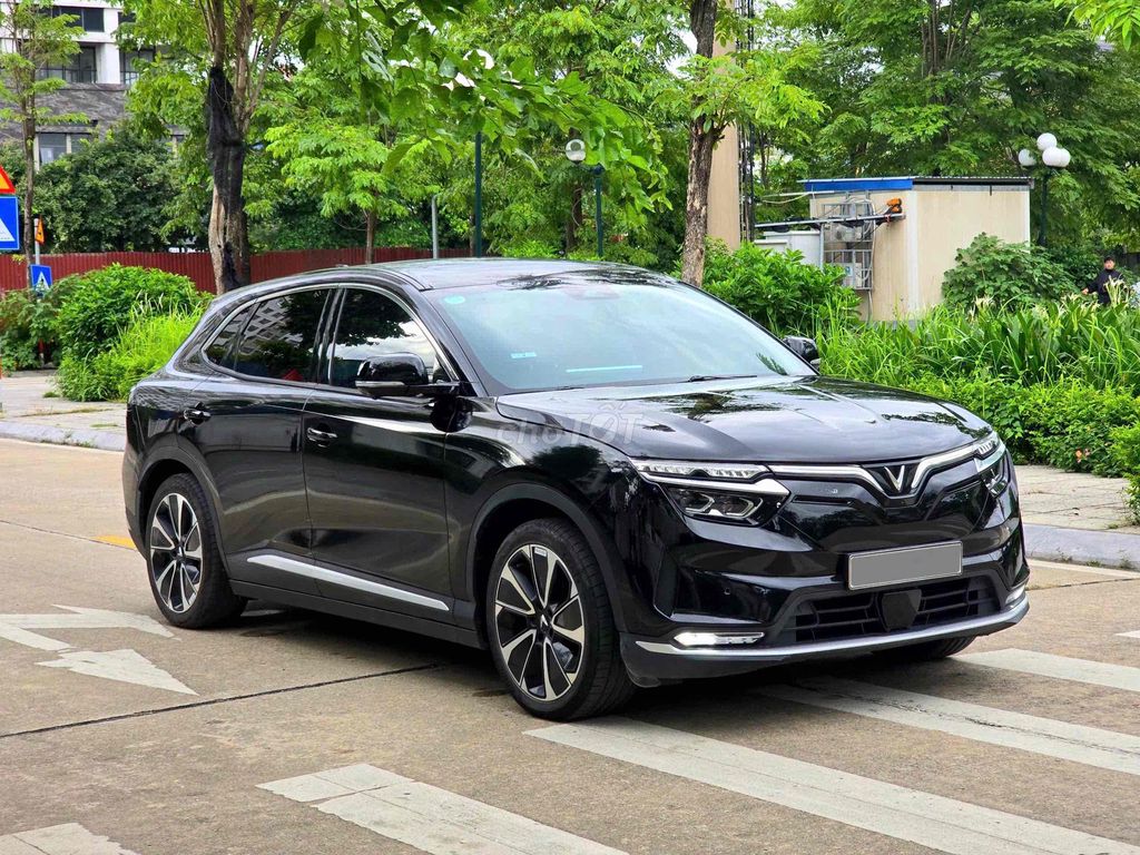 VinFast VF8 Plus 2024 - ảnh 1
