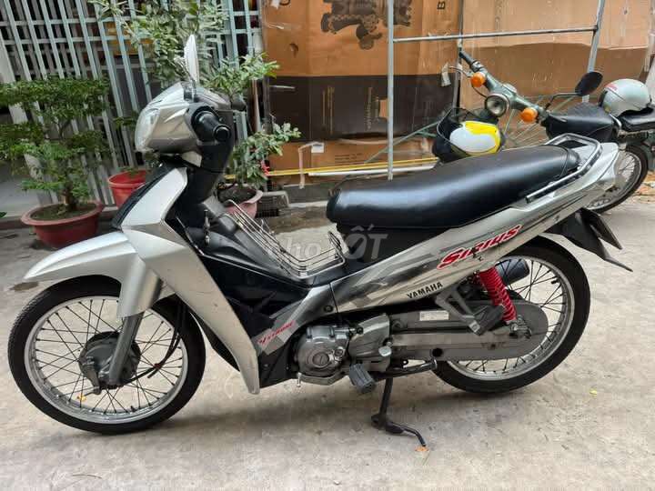 Yamaha Sirius 2009 - ảnh 3