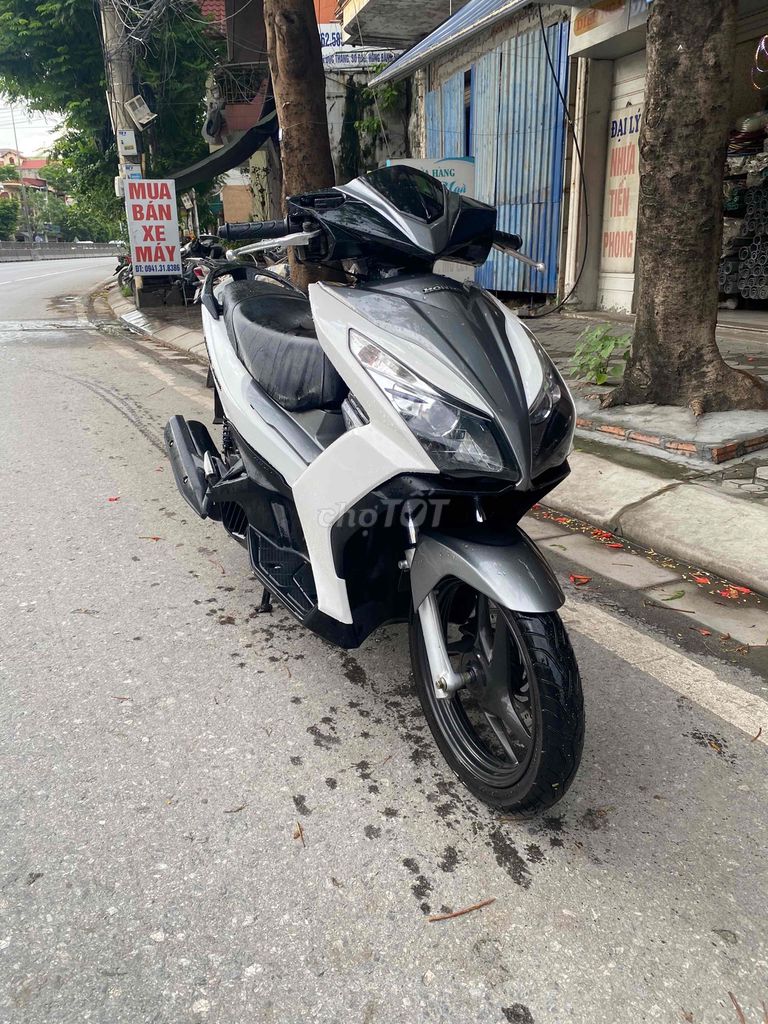 Honda Air Blade 2014 - ảnh 3