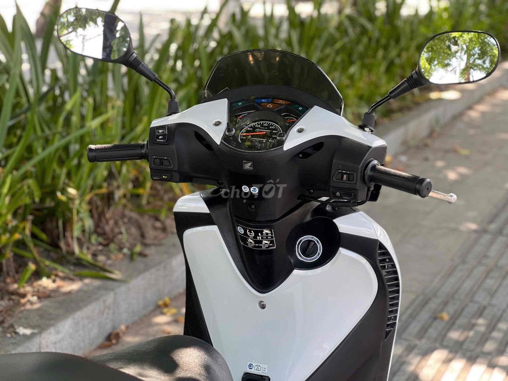 Honda SH 2010 - ảnh 5