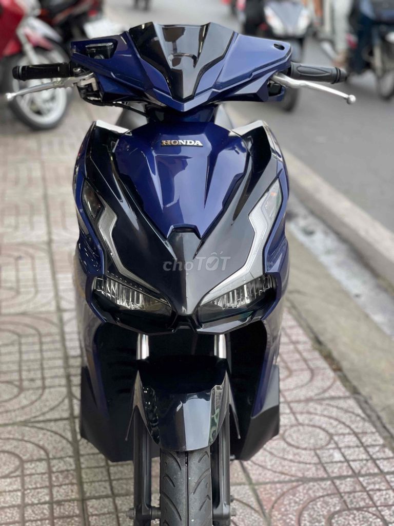 AB 2022 - ảnh 1