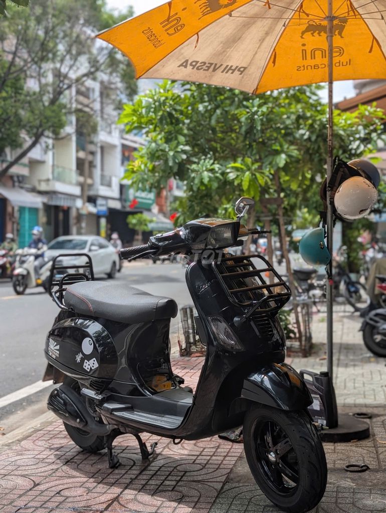 Piaggio Vespa 2010 - ảnh 1