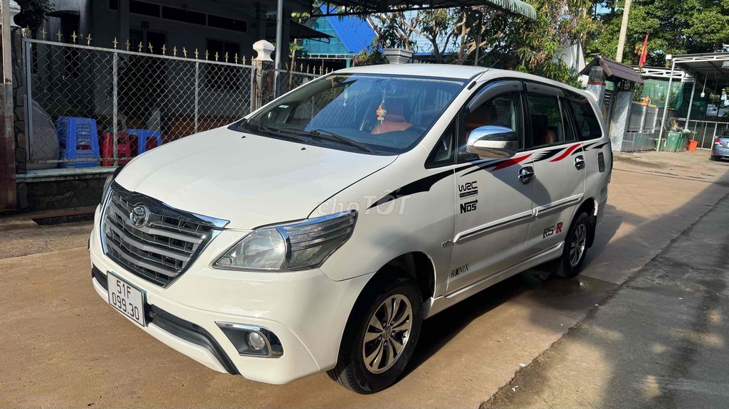 Toyota Innova 2015 - ảnh 3