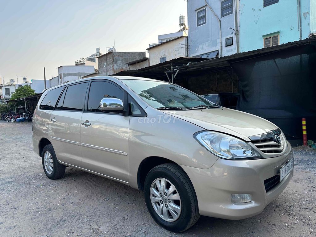Toyota Innova G 2012 - ảnh 2