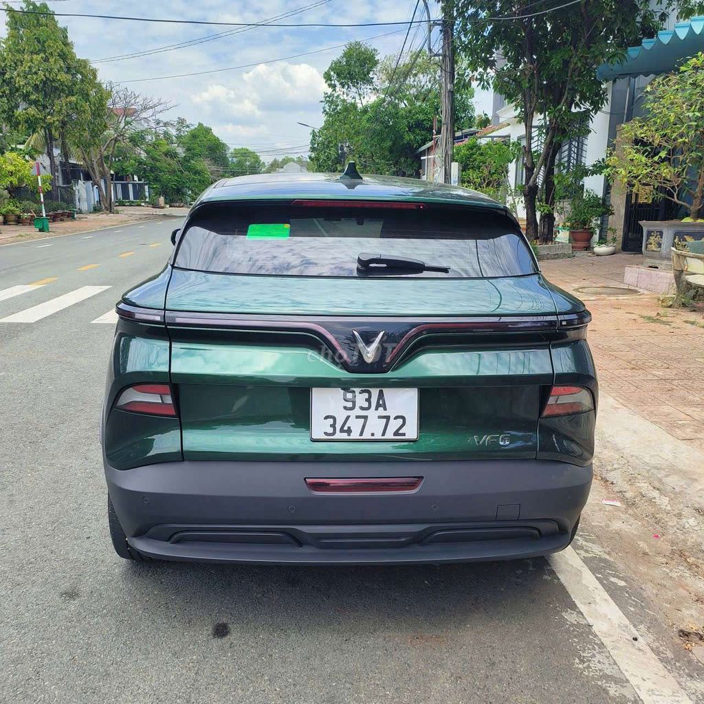 VinFast VF6 Plus - ảnh 3