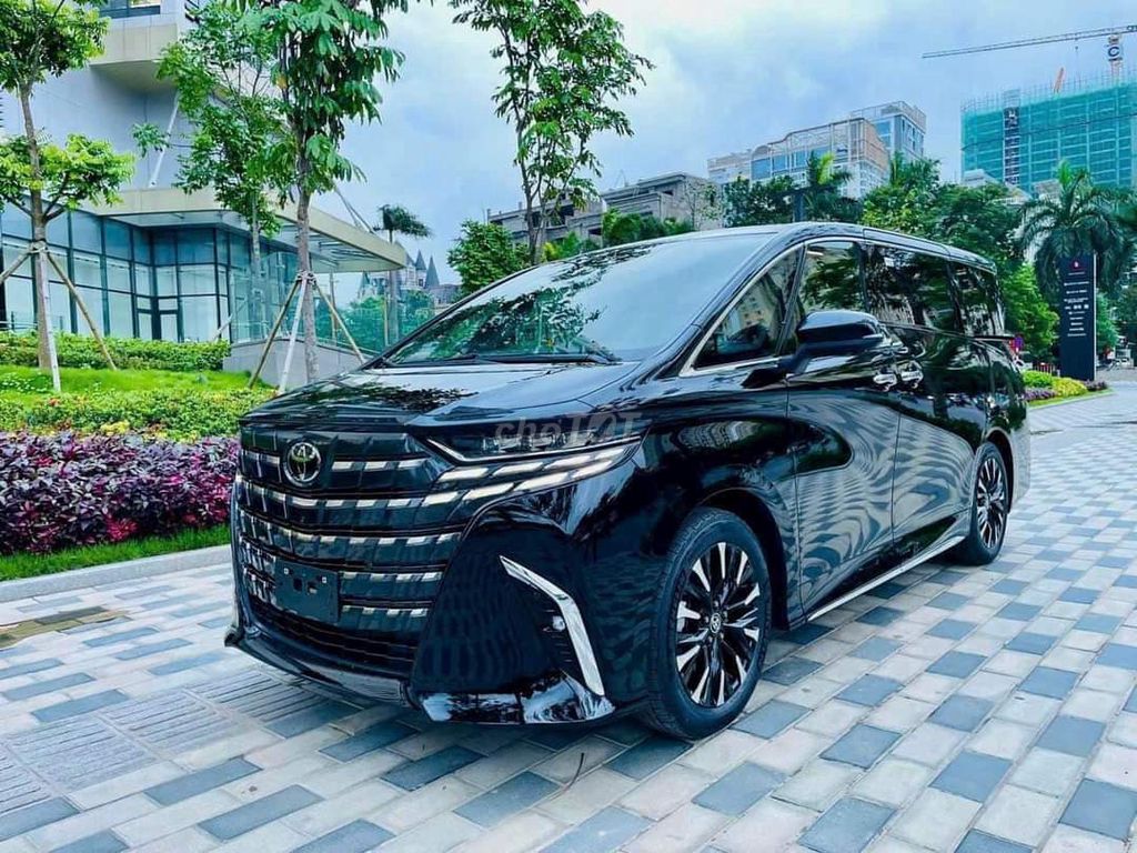 Toyota 2026 - ảnh 1