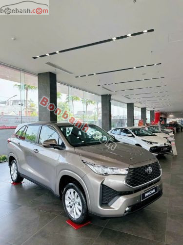 Toyota Innova Cross 2.0V CVT 2026 - ảnh 4