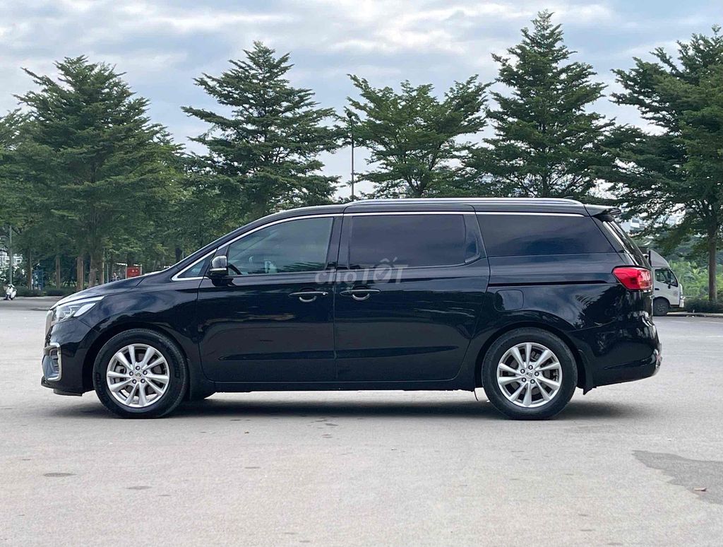 Kia Sedona 2021 - ảnh 3