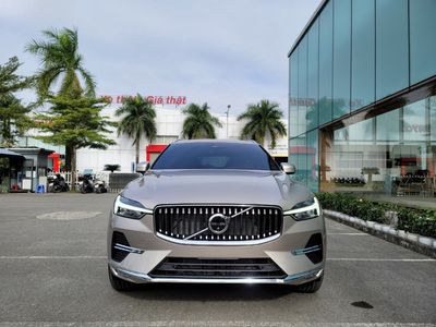 Volvo XC60 2025 - ảnh 1