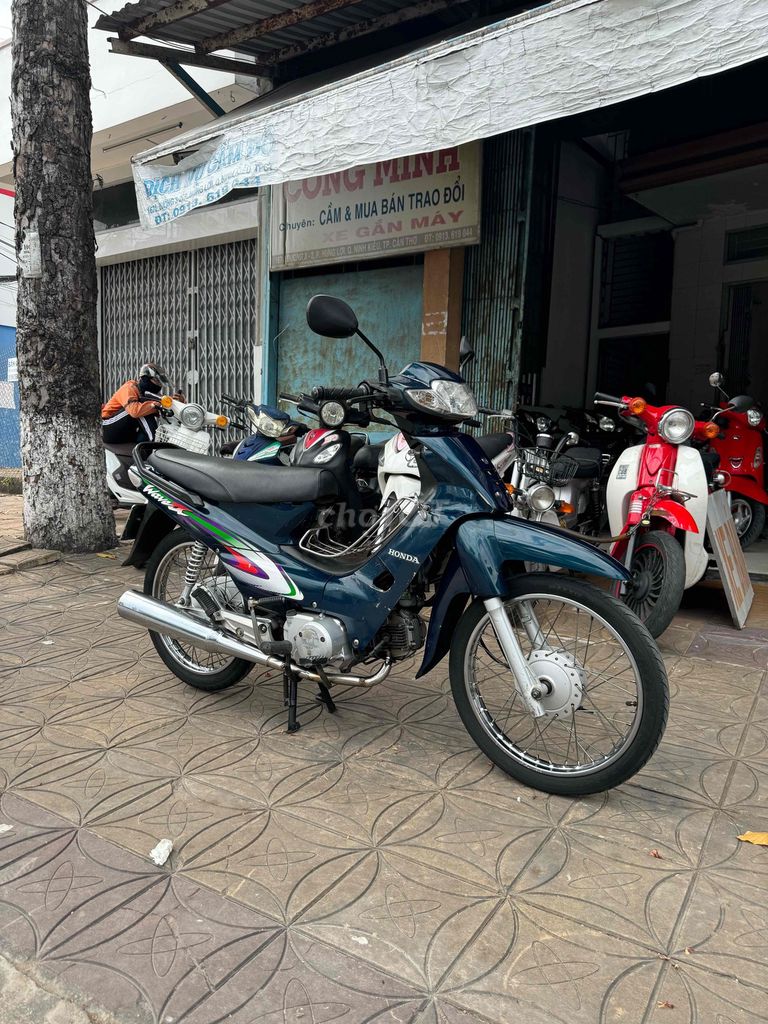 Honda 2003 - ảnh 3