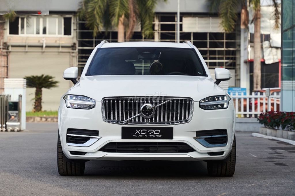 Volvo XC90 2025 - ảnh 1