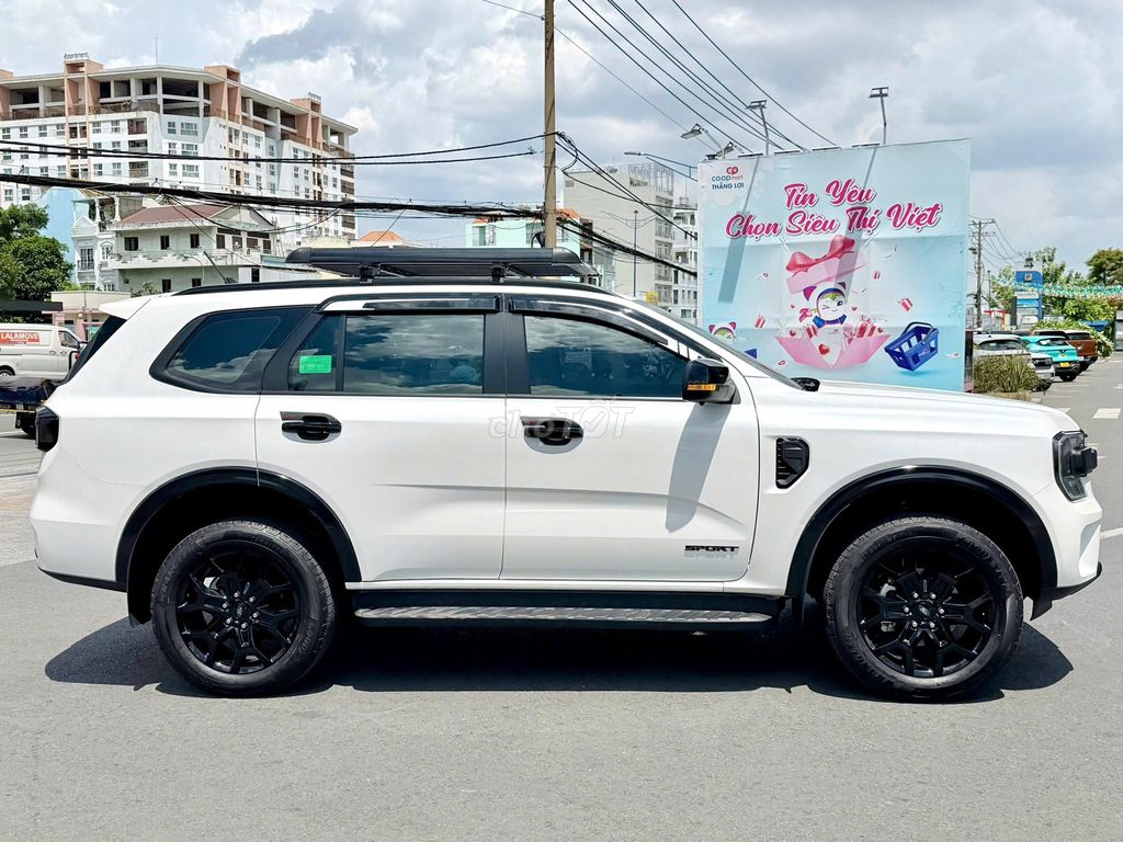 Ford Everest 2024 - ảnh 5