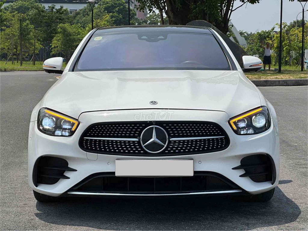 Mercedes-Benz 2022 - ảnh 1