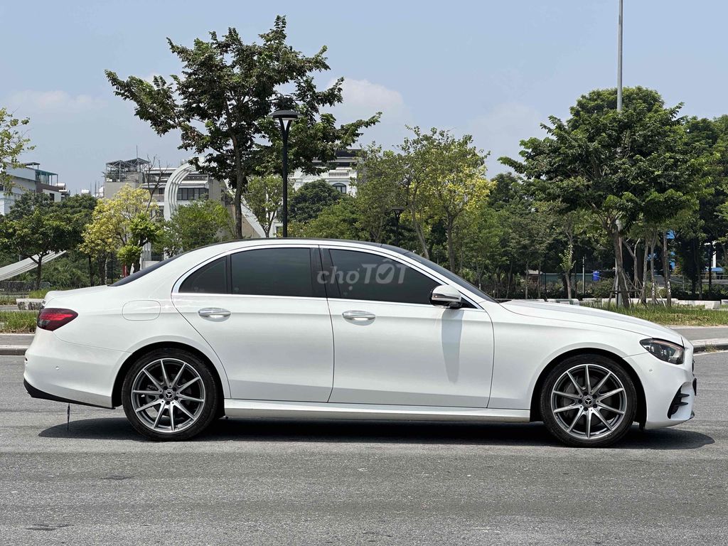 Mercedes-Benz 2022 - ảnh 5