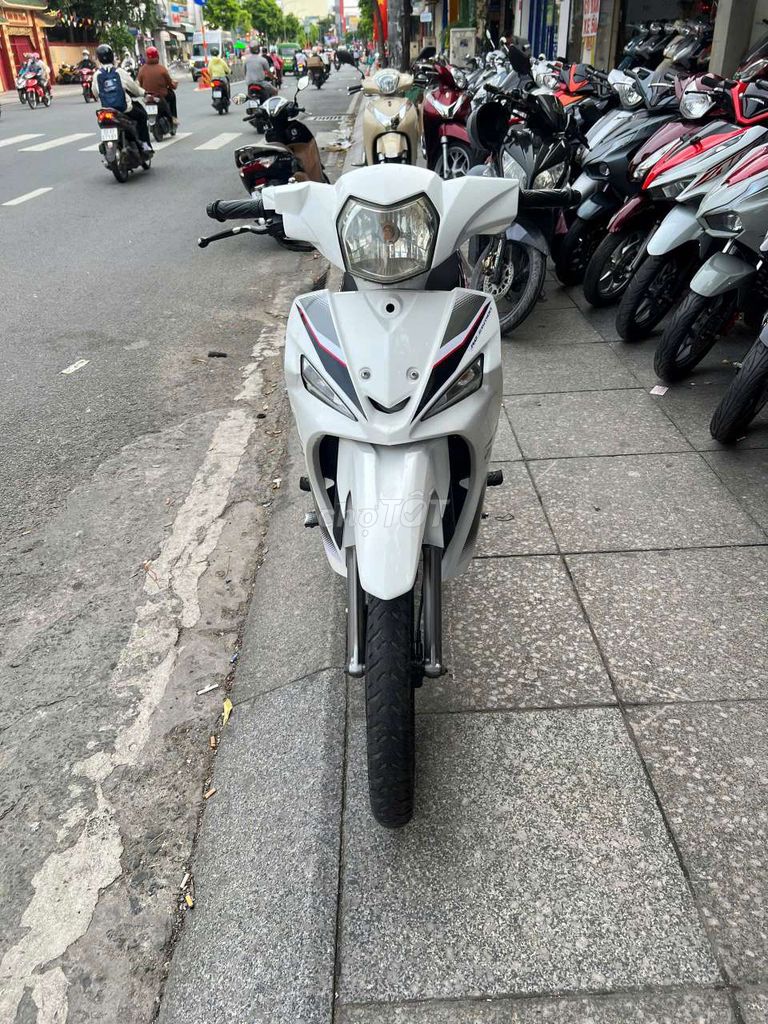 Yamaha Sirius 2018 - ảnh 5