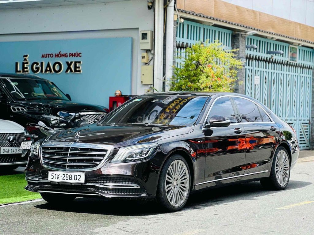 Mercedes-Benz 2020 - ảnh 1