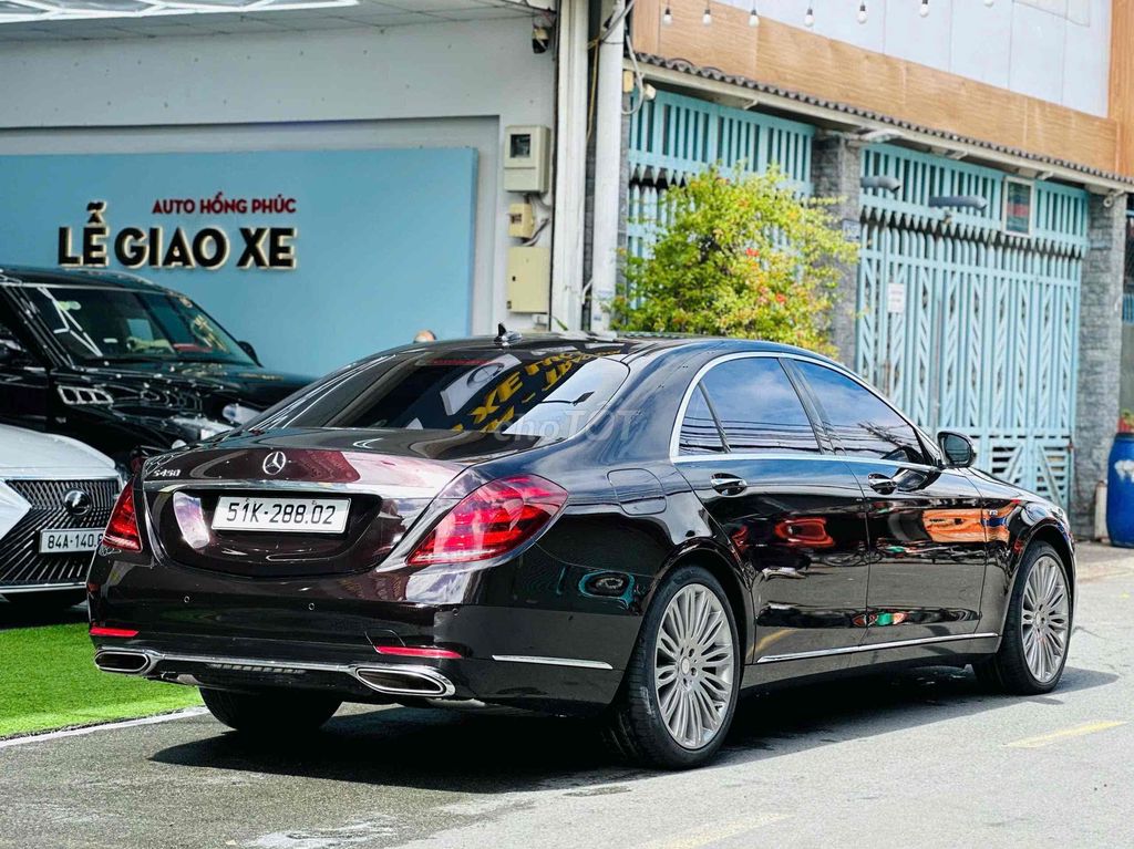 Mercedes-Benz 2020 - ảnh 2