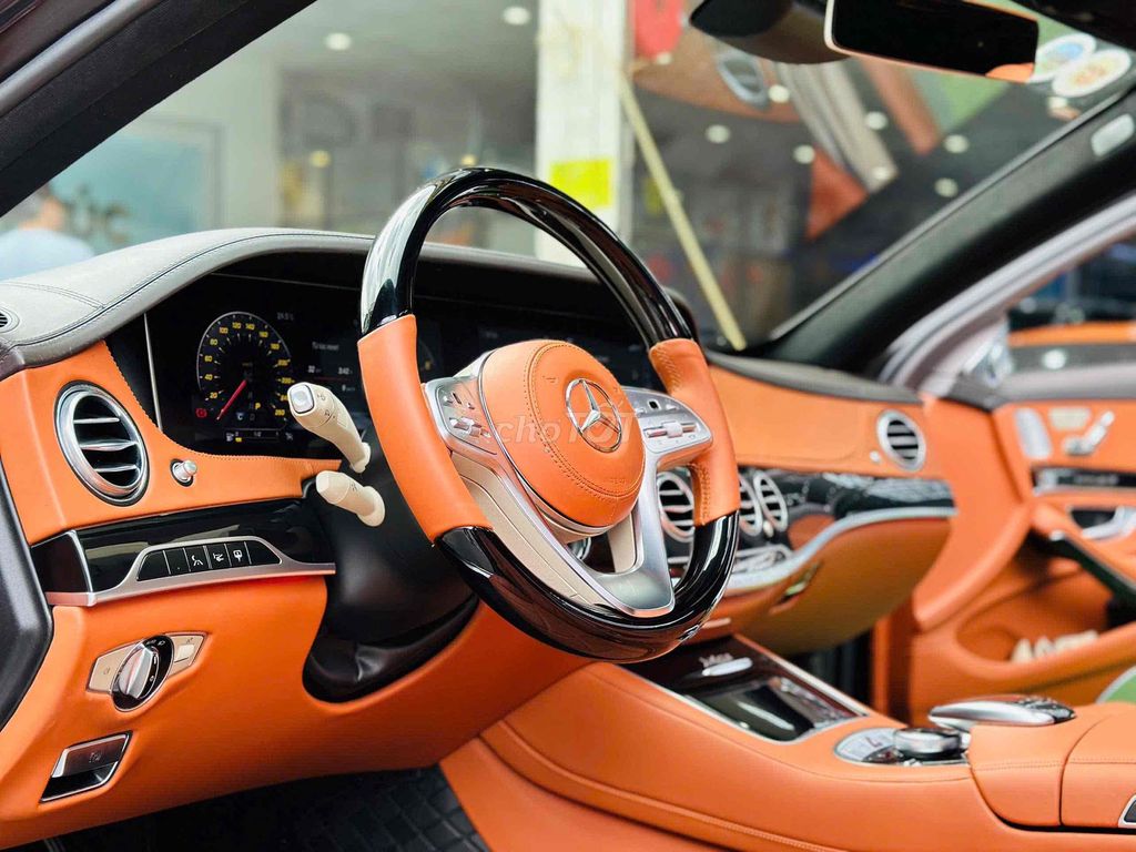 Mercedes-Benz 2020 - ảnh 3
