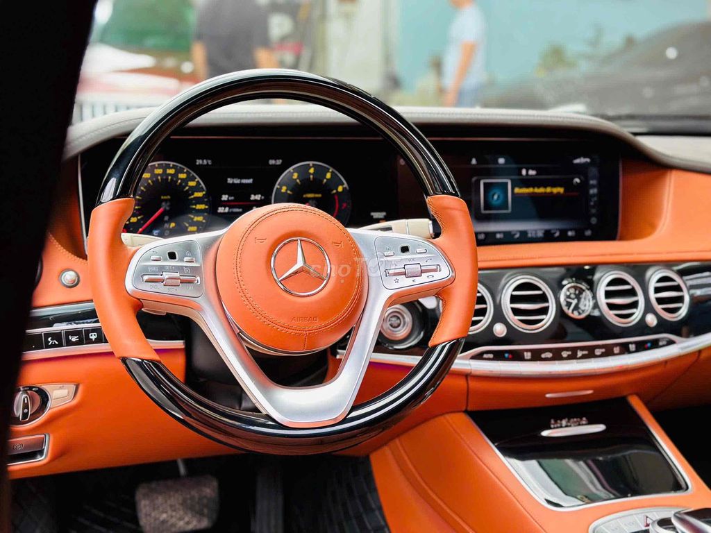 Mercedes-Benz 2020 - ảnh 5