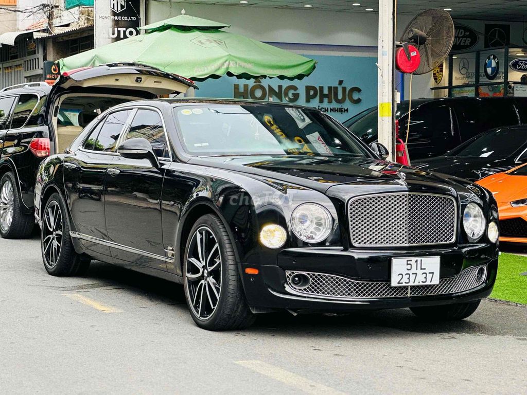 Bentley 2011 - ảnh 1