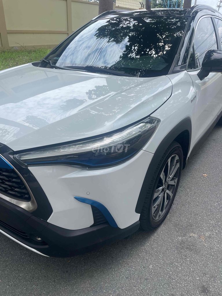 Toyota Corolla Cross 2021 - ảnh 1