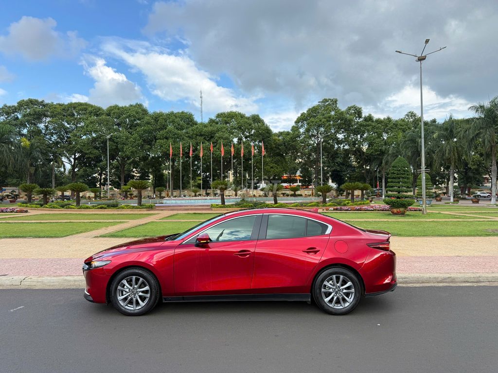 Mazda 3 2022 - ảnh 1
