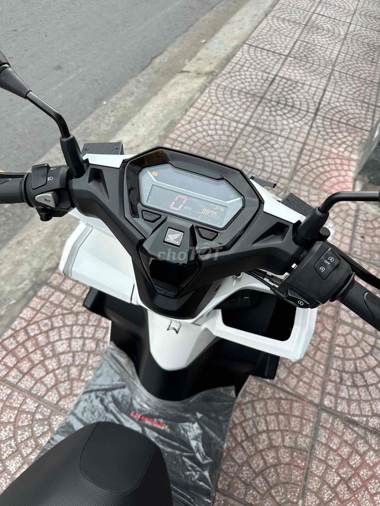 Honda Vario 2022 - ảnh 4