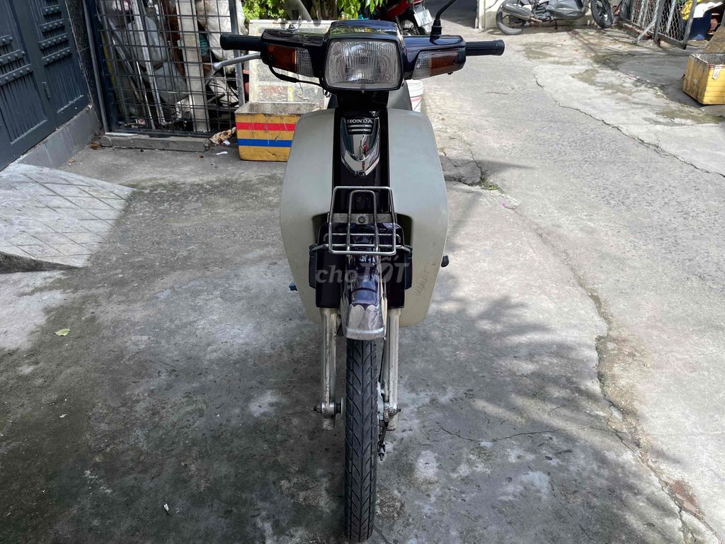Honda Dream 1999 - ảnh 1