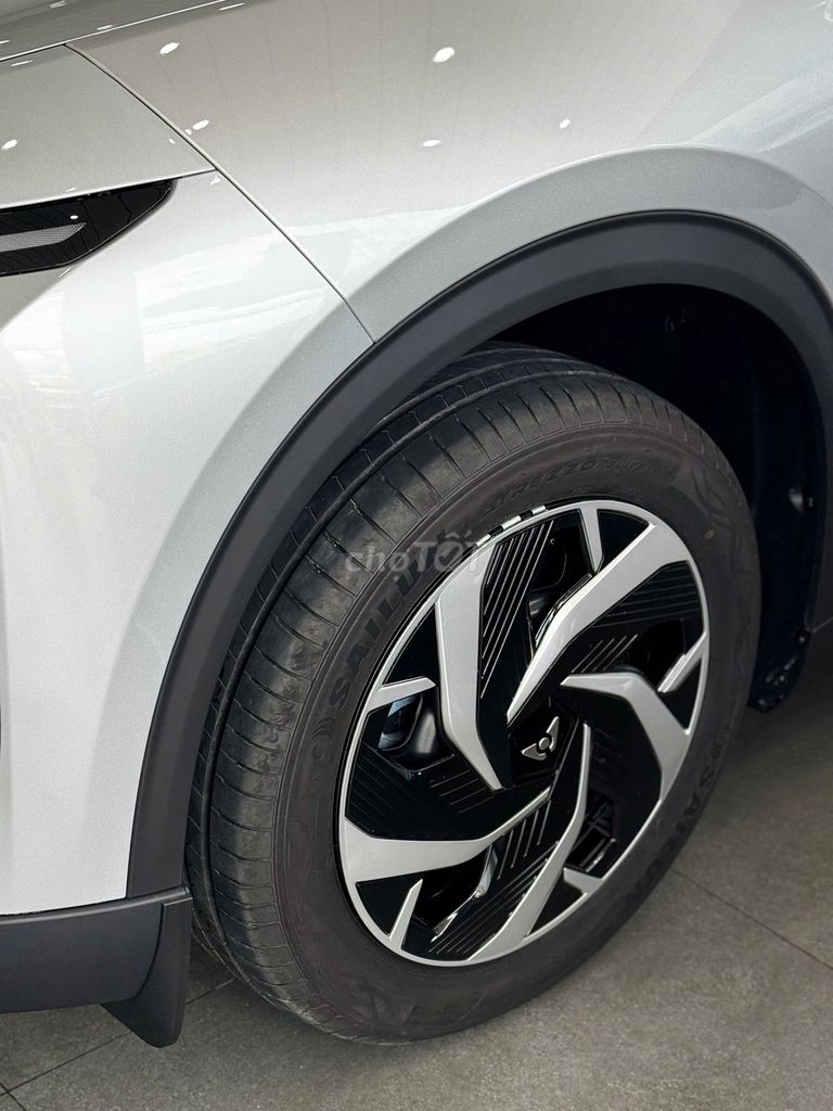 VinFast Limo Green - ảnh 5