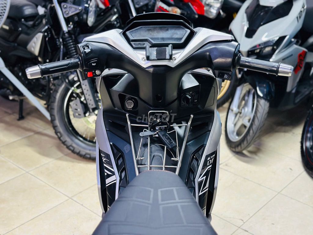 XE M 2024 - ảnh 3
