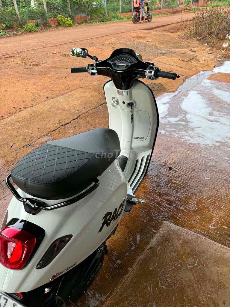 Piaggio Vespa 2022 - ảnh 3