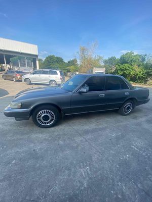 Toyota Cressida - ảnh 1