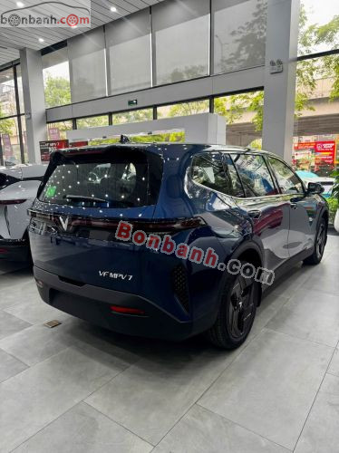 VinFast VF MPV 7 AT 2026 - ảnh 3