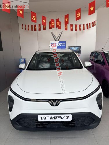 VinFast VF MPV 7 AT 2026 - ảnh 2
