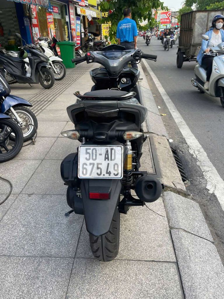 Yamaha NVX 2018 - ảnh 2