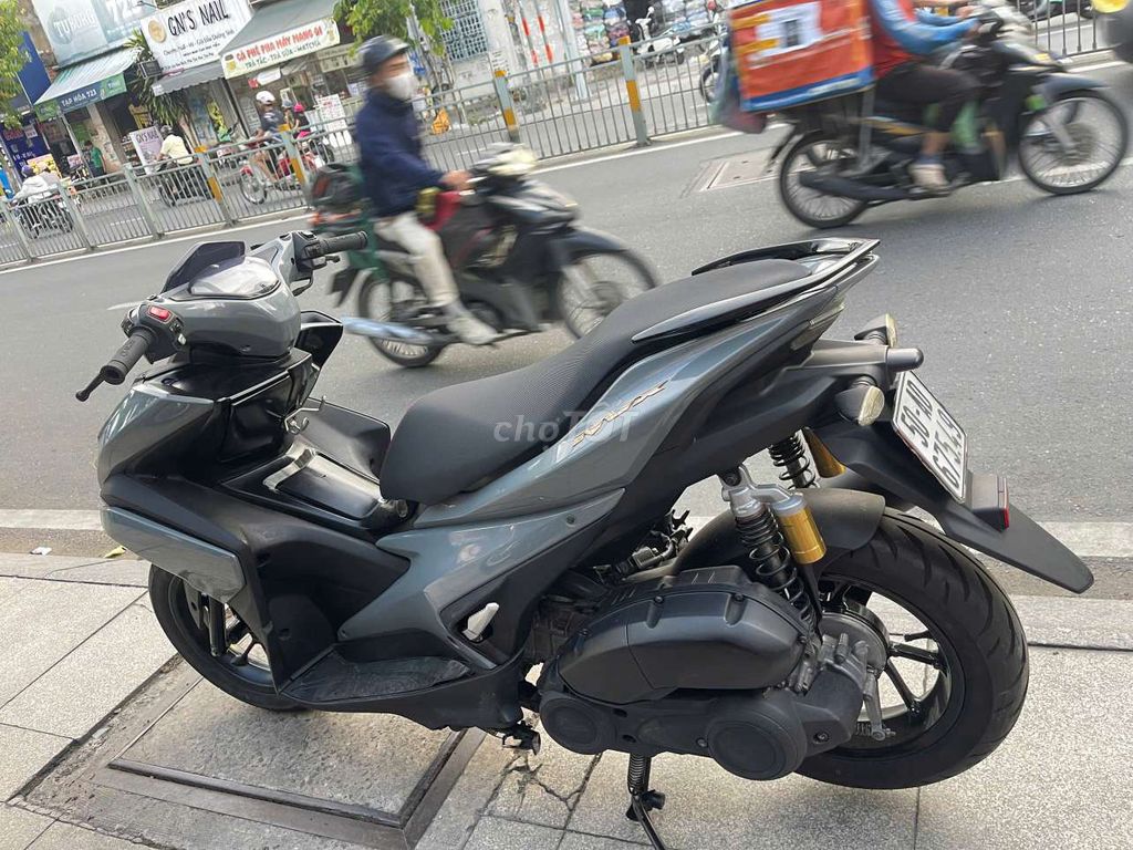 Yamaha NVX 2018 - ảnh 4